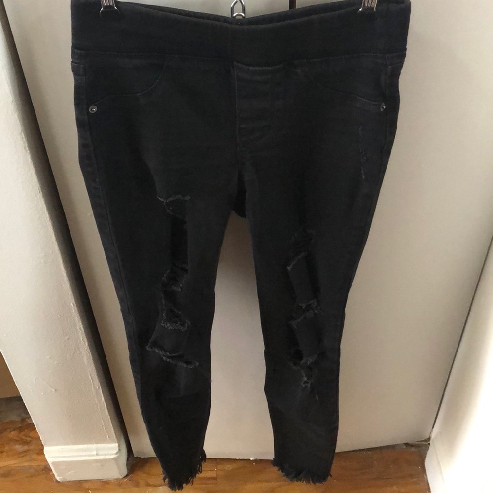Old Navy Rockstar Ripped Jean